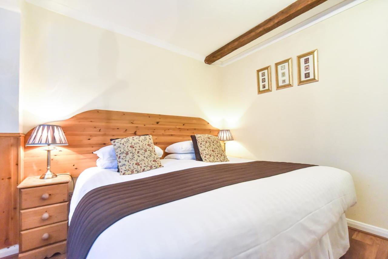 The Bentley Brook Inn Ashbourne  Exterior photo